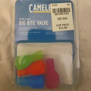 4pk brand new Camelbak bite valves